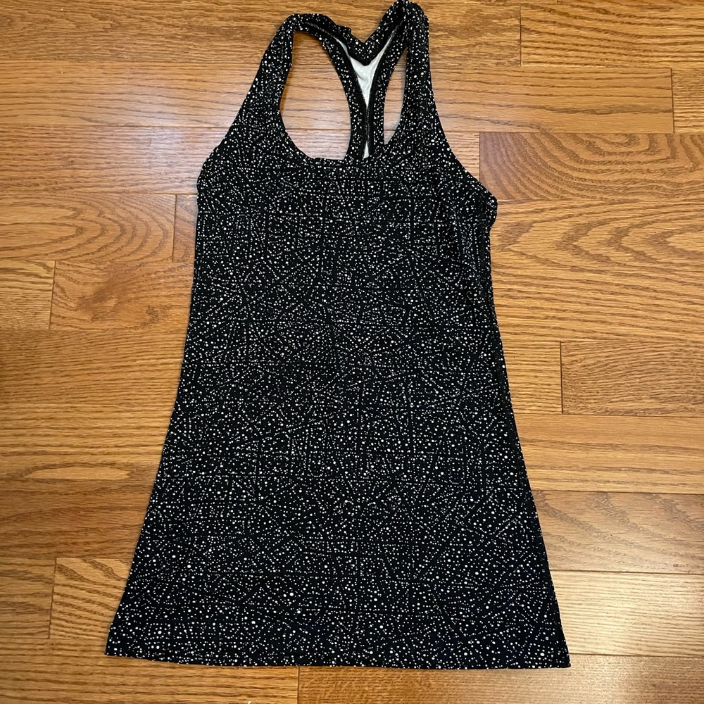 Lululemon black/white spec tank